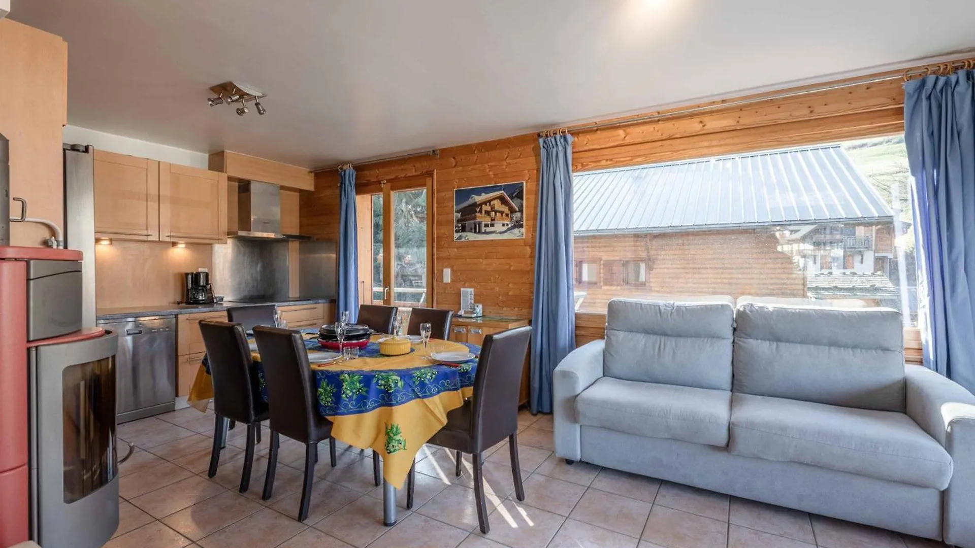 3 Pieces A Morzine, Centre, Proche Pistes, 3*, Wifi, Balcon, Parking, Jacuzzi, Animaux Ok, 6 Pers - Fr-1-754-37 Apartment France