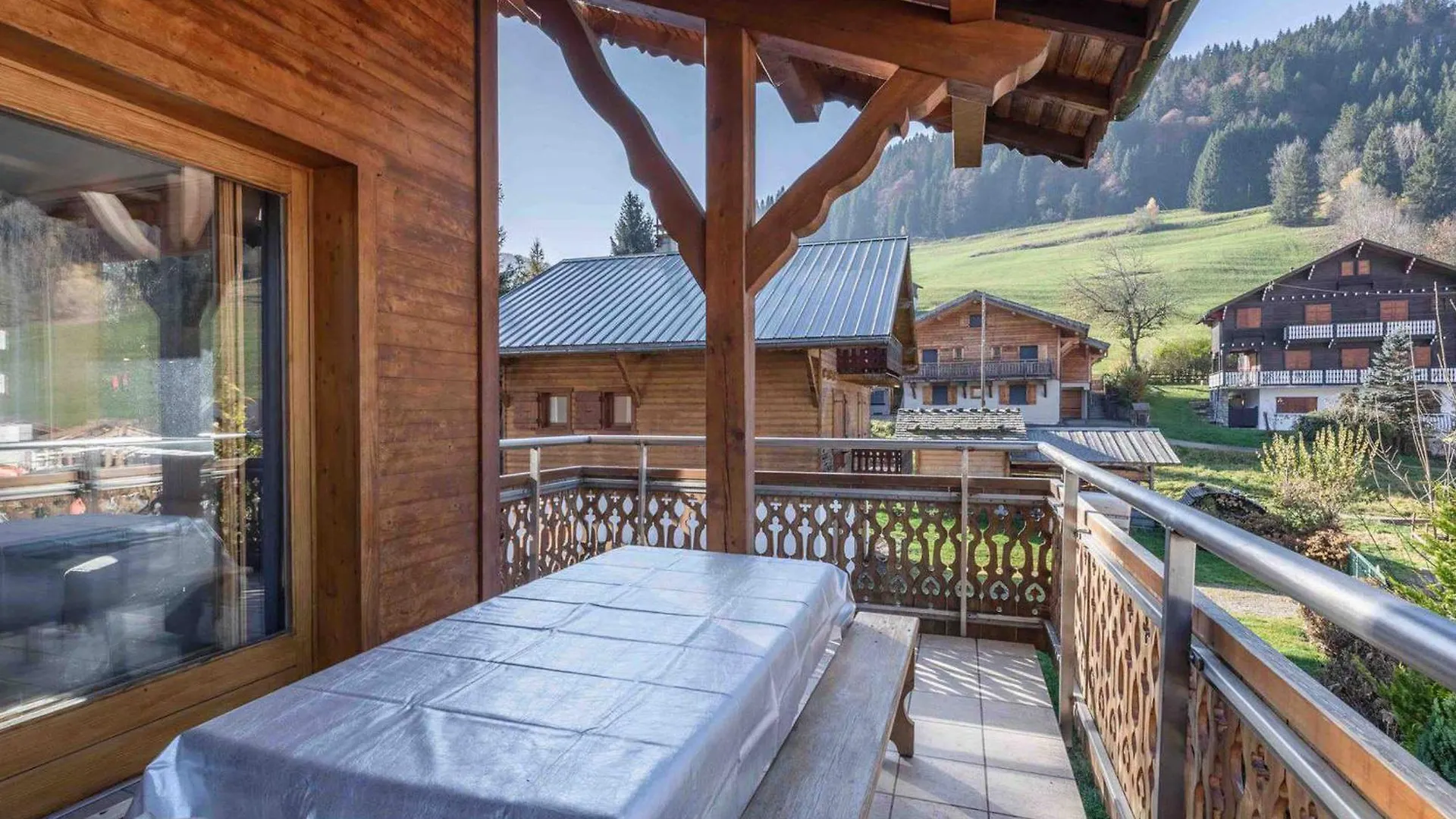 3 Pieces A Morzine, Centre, Proche Pistes, 3*, Wifi, Balcon, Parking, Jacuzzi, Animaux Ok, 6 Pers - Fr-1-754-37 Apartment